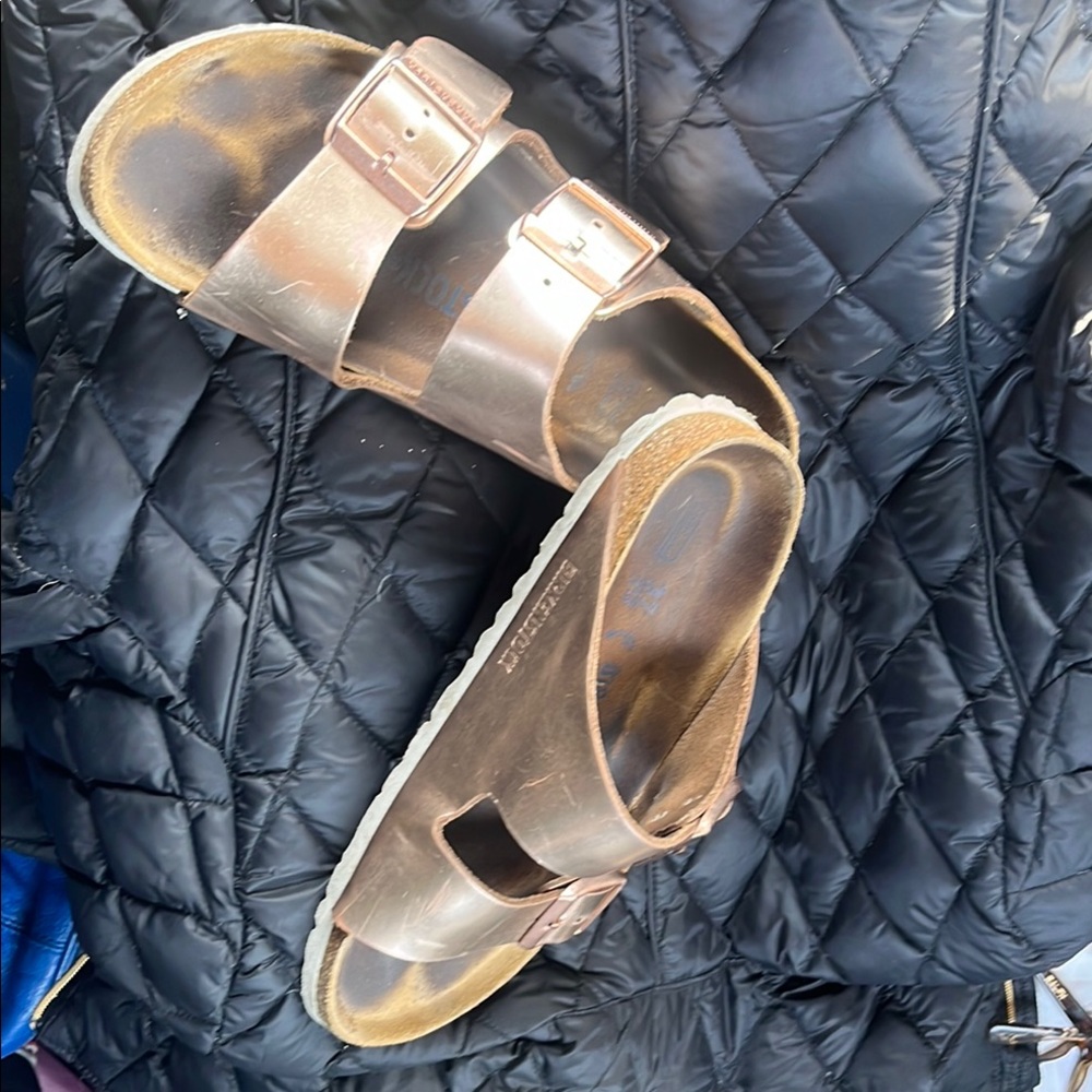 Birkenstock Metallic Sandals - loved and ready for another life! Sz 8